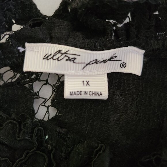 black lace top - Picture 2 of 5